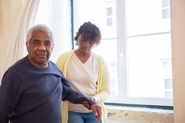 7 Questions to Ask Before Choosing Assisted Living